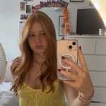 lily barlow - @lilyybarlow - Instagram