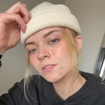 Lily Barr - @lil.barr - Instagram