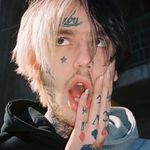 Lillian Caudill - @glitterbish1211 - Instagram