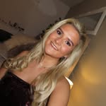 @_lilyconnor - Instagram