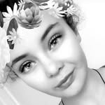 Lily Crook - @lily_diddy.crook - Instagram