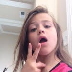 Lilydenney - @ellabdenney - Instagram