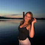 Lily - @_lilydutton_ - Instagram