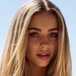 @lily.goldingxx - Instagram