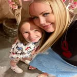 Lily Greene - @lil_y_greene - Instagram