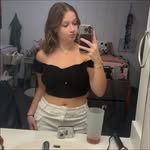 Lily Holbrook - @lilyholbrook11 - Instagram