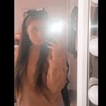 lilyholbrook - @lilyholbrook_1 - Instagram