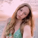 lily - @lilymackinn - Instagram