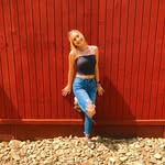 lily meehan - @_lils.closet - Instagram