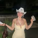 @lilymurra.y - Instagram