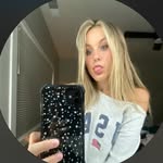 lils - @lilynavarro_ - Instagram