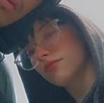 Lilly Oneil - Facebook