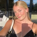 @lily_sutherland - Instagram