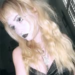 lily thompson - @lilyleandoer96 - Instagram