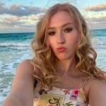 lily wallace - @_lilywallacee - Instagram