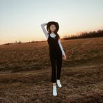 l i l y - @lily__yoder - Instagram