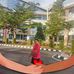 Lin Tin - Facebook