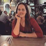 Uzonyi Evelin - @lina_from_the_block - Instagram