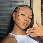 Linda Damasceno - @lindadamascenoo - Instagram