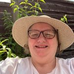 Linda Devaney - @devaney220 - Instagram