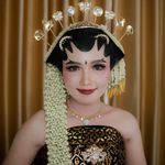 LindaElya - @linda_elya - Instagram