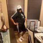 Linda Flakes - @lindaflakes - Instagram
