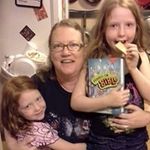 Linda Flory - @lfnonna - Instagram