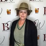 Linda Mansur - @linda.mansur.5 - Instagram