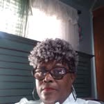 Linda Menefee -Paris - @parislindamenefee - Instagram