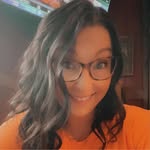 Lindsay Alderson - @lindsaybear23 - Instagram