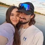 Lindsay Burt - @lindsay.b710 - Instagram