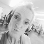 Lindsay Burt - @happyhourbath - Instagram