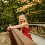 Lindsay Byrd - @lindsaybyrd55 - Instagram