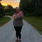 Lindsay Case - @lindsayslounge - Instagram