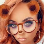 Lindsay Coyle - @gorgeouslyrandom - Instagram