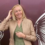 Kath Lindsay Devine - @katlindev - Instagram