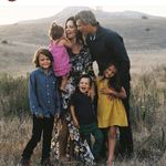 Lindsay Devine Lundquist - @lindsaylundquist - Instagram