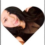 Lindsay Dèvine Marie - @blossom209 - Instagram
