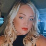 Lindsay E. - @lindsayellida - Instagram