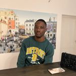 Thabo Lindsay Mpofu - @lindsay_the_guy - Instagram