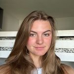 Lindsay Holman - @lindzholman - Instagram