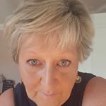Lindsay Hutton - @sparkydog1210 - Instagram