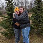 Lindsay Lamb - @lindsay0610 - Instagram