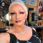 Lindsay Lash - @lindsaylash - Instagram