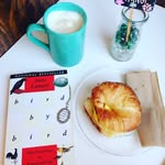 Lindsay Marsh - @theplacesiread - Instagram