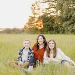 Lindsay Rayburn - @lindsaykrayburn - Instagram