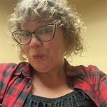 Lindsay Squires - @squireslindsay - Instagram
