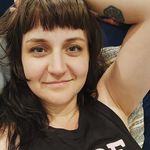 Lindsey Brewer - @ilovemikehat - Instagram