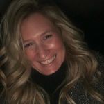 Lindsey Brewer - @lindseybrewerstylist - Instagram