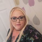 Lindsay Cherry - @cherrylindsay - Instagram